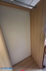 PILNIE SPRZEDAM. korpus szafy z drążkiem i regał - Obrazek 3