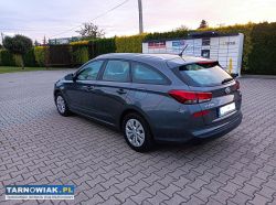 Hyundai i30 1.6 disel 115 km - Obrazek 4