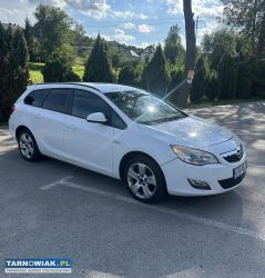 Opel astra j 1.7 diesel 2011r - Obrazek 2