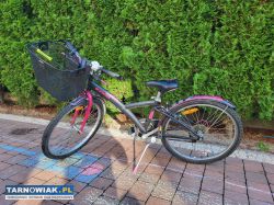 Sprzedam rower Btwin 24" dziewczęcy z koszykiem - Obrazek 1