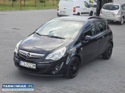 Opel Corsa D 1.4 benz niski przebieg - Obrazek 2