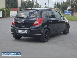 Opel Corsa D 1.4 benz niski przebieg - Obrazek 4