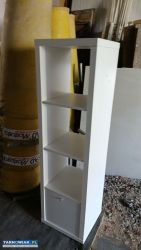 Regał Kalax Ikea biały z szufladkami i drzwiczkami - Obrazek 4