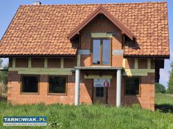 Wyjątkowa okazja! Dom z dużą działką i stawem. - Obrazek 1