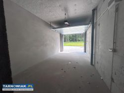 Garaż, ul. Bora Komorowskiego - Obrazek 1