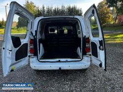Citroen berlingo 2017r. 1.6 100 km zadbane auto - Obrazek 2