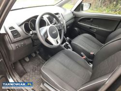 KIA VENGA 1,6 czarny, mały przebieg, salon polska - Obrazek 4