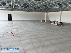 Układanie płytek w sklepach i budynkach usługowych - Obrazek 2