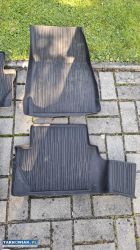 Gumowe dywaniki samochodowe – komplet 4 sztuki - Obrazek 3