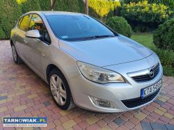 Opel astra j 2011 rok benzyna turbo - Obrazek 1